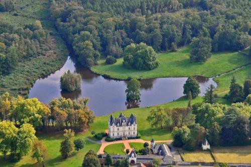 Château du Maurier : Maisons de vacances proche de Malicorne-sur-Sarthe