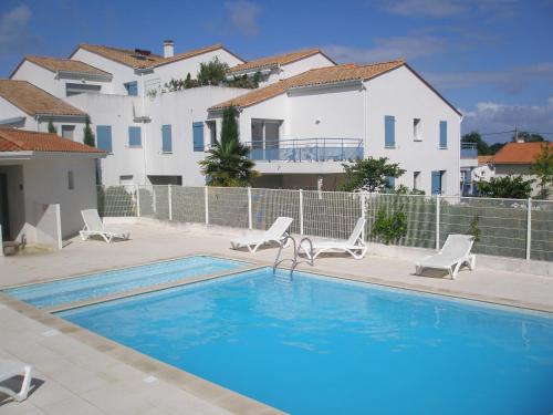 Appartement tout confort dans résidence avec piscine : Appartements proche de Vaux-sur-Mer