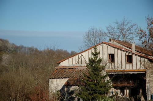 Gîte fermier de Saint-Lizier : Maisons de vacances proche de Taurignan-Vieux