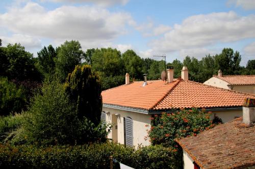 Maison d'hôtes LE LAVOIR : Maisons d'hotes proche de Bouillé-Courdault