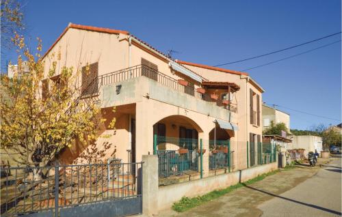 Awesome home in Sant petru di Tenda with 3 Bedrooms and WiFi : Maisons de vacances proche de Piève