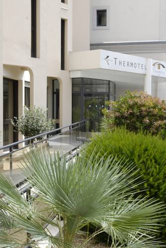Thermotel : Hotels proche de Gaas