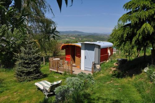 Ferme de la Bonnefontaine : Maisons d'hotes proche de Gilhoc-sur-Ormèze