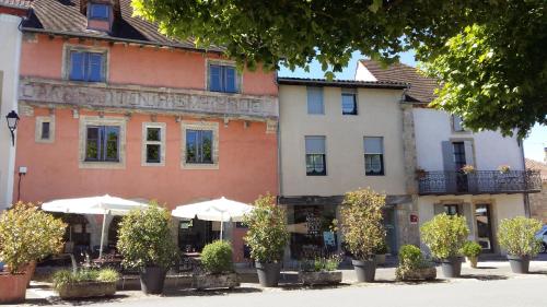 Le Relais de la Tour : Hotels proche de Lentillac-Saint-Blaise