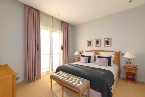 Appartements Chais Monnet : Hotels - Charente