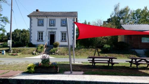 Maison éclusière Le Port, Les Refuges du Halage : Maisons de vacances proche de Mayenne