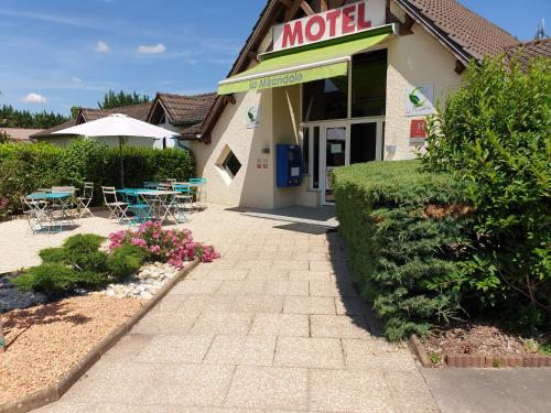 Hôtel La Mirandole : Hotels proche de La Chapelle-sous-Brancion