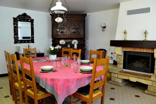 Gite Le Masgiral : Maisons de vacances proche de Saint-Dizier-Leyrenne