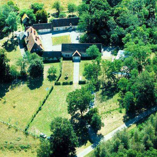 La Grange de l’ecuyer : Maisons d'hotes proche de Verneuil-en-Bourbonnais