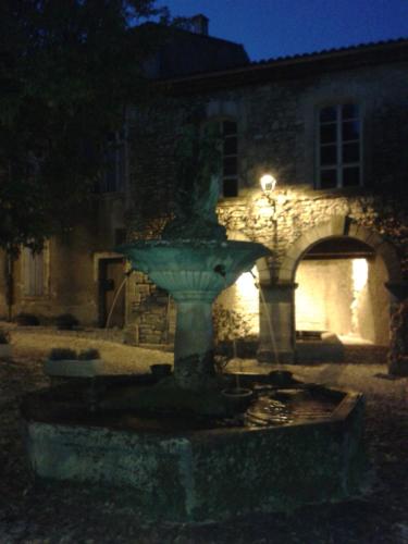 Suite Provençale : Maisons d'hotes proche de Saignon