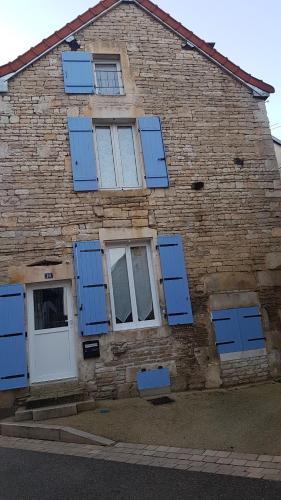 Gîte La P'tite Louise : Maisons de vacances proche de Noiron-sur-Seine
