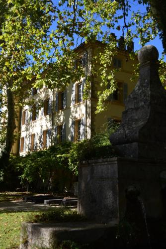 Château Mentone : Maisons d'hotes proche d'Entrecasteaux