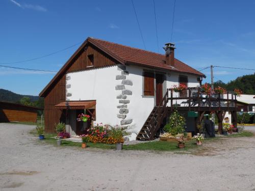 Annexe de ferme cosy à 15 min de Gérardmer,Ventron et La Bresse : Chalets proche de Thiéfosse