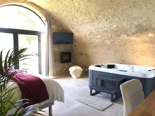Paradise Love In Provence - loft en pierres - spa privatif : Appartements proche de Vachères