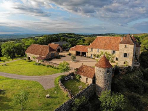 Gîte 8 pers du Château de Cantecor : Maisons de vacances proche de Creysse