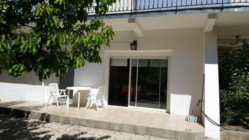 Villa Norica Studio : Appartements proche d'Aujac