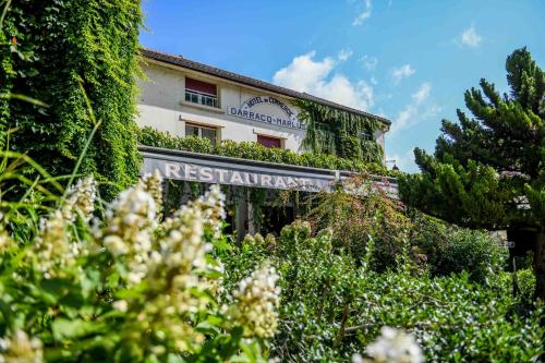 Hotel du Commerce : Hotels proche de Castelnau-Chalosse