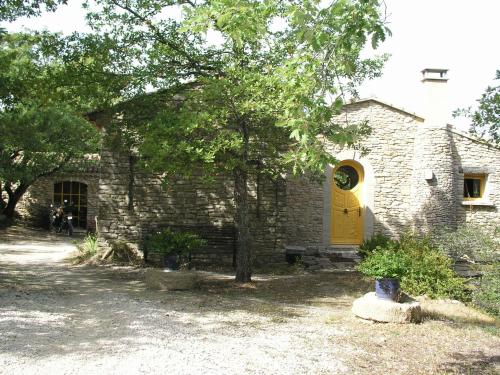La maison jaune : Villas proche de La Roque-sur-Pernes