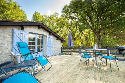 La Terrasse - A Peaceful Place in the Forest : Maisons de vacances proche de Cremps