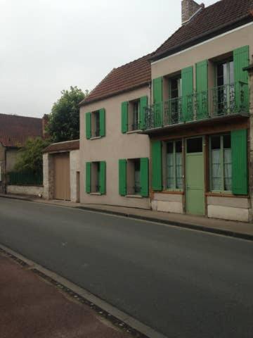 L'ancienne petite Auberge près de Giverny : Sejours chez l'habitant proche de Méricourt