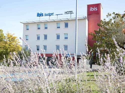 ibis budget Montauban Les Chaumes : Hotels proche de Villebrumier