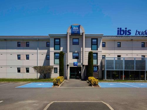 ibis budget Albi Terssac : Hotels proche de Sainte-Croix