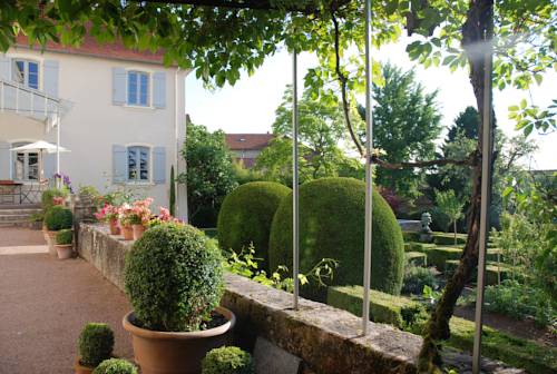 Demeure Bouquet : Maisons d'hotes proche de Saint-Forgeux-Lespinasse