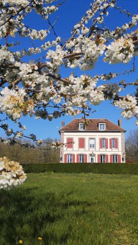 Tuilerie de Talouan Maison de maître 4 étoiles écologique et tout confort : Maisons de vacances proche de Saint-Martin-d'Ordon