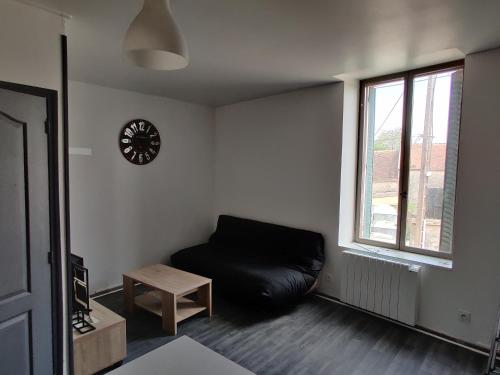 Calme 2 Pièces en Duplex : Appartements proche de Bougligny