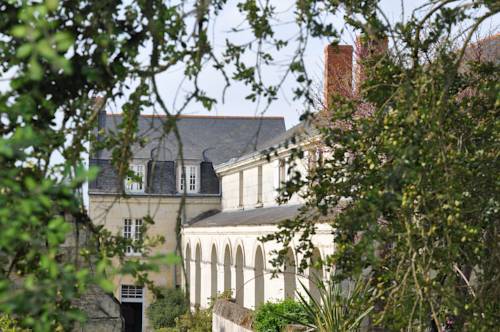 Manoir de Boisairault : B&B / Chambres d'hotes proche de Le Coudray-Macouard