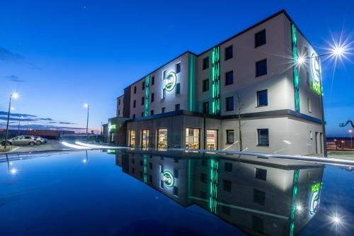 B&B HOTEL Troyes Magasins d'usine : Hotels proche de Bouy-Luxembourg