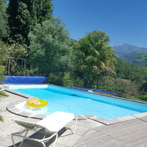 Villa de 3 chambres avec piscine privee jardin clos et wifi a Aspin en Lavedan : Villas proche de Lugagnan