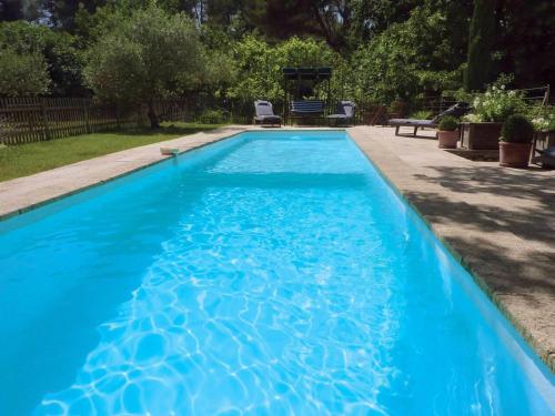 Villa de 4 chambres avec piscine privee jardin clos et wifi a Fuveau : Villas proche de Belcodène