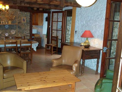Appartement de 4 chambres avec piscine partagee et terrasse amenagee a Valleraugue : Appartements proche de Gabriac