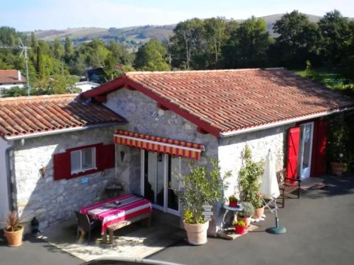 Maison de 2 chambres avec jardin clos a Saint Esteben : Maisons de vacances proche d'Ayherre