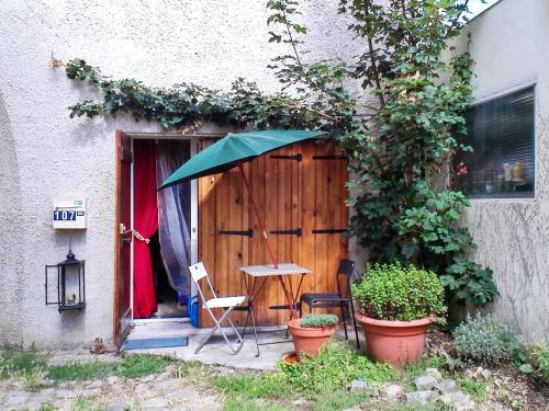 Maison d'une chambre avec jardin a Le Chesnay : Maisons de vacances proche de La Celle-Saint-Cloud