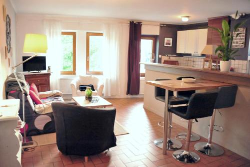 Logement au calme F2 : Appartements proche de Coin-lès-Cuvry