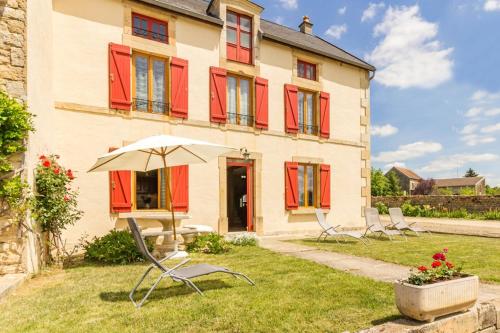 Maison de 2 chambres avec jardin amenage et wifi a Eringes : Maisons de vacances proche de Massingy-lès-Semur