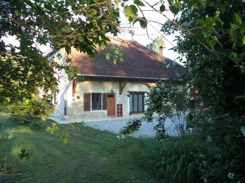 maison Montmillon : Maisons de vacances proche de Chissey-sur-Loue