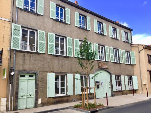 Orfenor : Maisons d'hotes proche de Saint-Beauzire