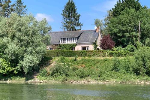 Béhuard : Maison vue Loire : Maisons de vacances proche de La Possonnière