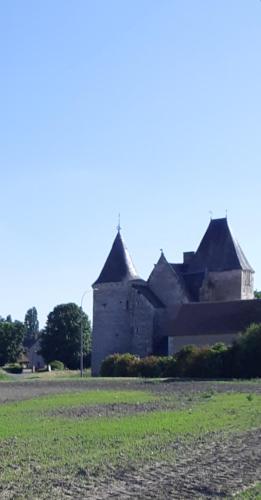 Chateau de Chémery : B&B / Chambres d'hotes proche de Méhers