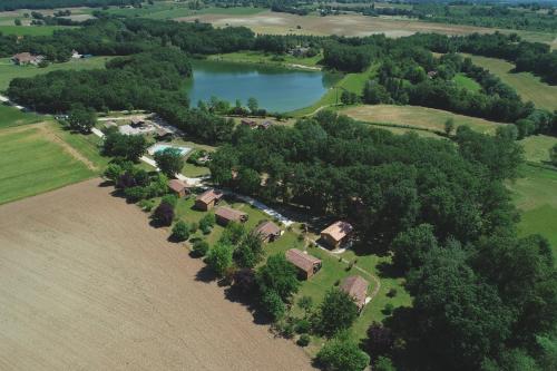 Les chalets de Dordogne : Campings proche de Serres-et-Montguyard
