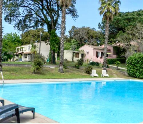 Maison de 2 chambres avec piscine privee jardin amenage et wifi a San Nicolao a 1 km de la plage : Maisons de vacances proche de San-Nicolao