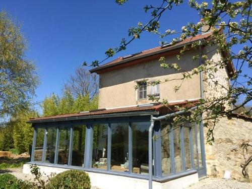 Maison d'une chambre avec piscine partagee sauna et jardin clos a Charron : Maisons de vacances proche de Gouttières
