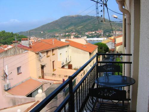 Appartement de 2 chambres a Port Vendres a 400 m de la plage avec vue sur la mer balcon amenage et wifi : Appartements proche de Port-Vendres