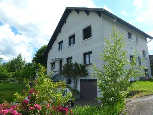 Villa Détente Dauphinoise : B&B / Chambres d'hotes proche de Chassignieu