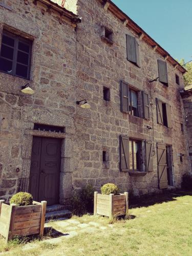 La Ferme du Crouzet : Maisons de vacances proche de La Chaze-de-Peyre