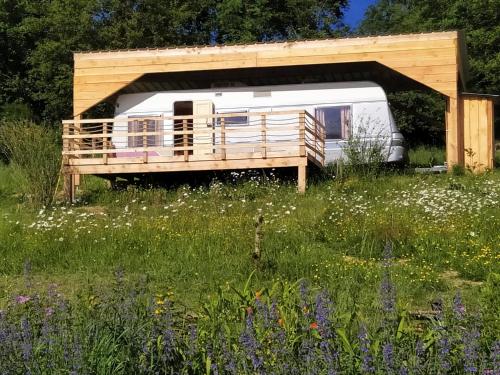 cararetro , caravane chauffée et climatisée : Campings proche d'Issoudun-Létrieix