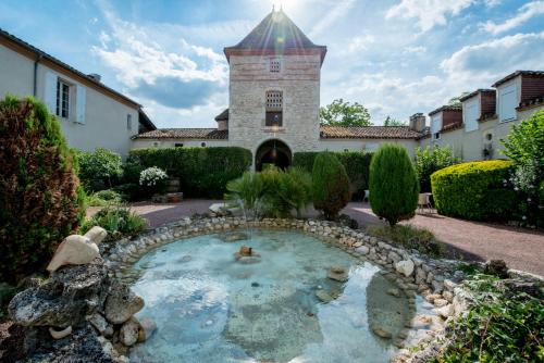 Logis Hotel Le Prince Noir : Hotels proche de Sainte-Colombe-en-Bruilhois